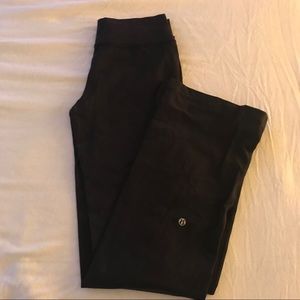 Lululemon Yoga bootcut 6Tall